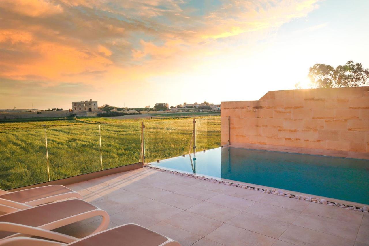 Inni Holiday Home With Infinity Pool Għarb Exterior foto